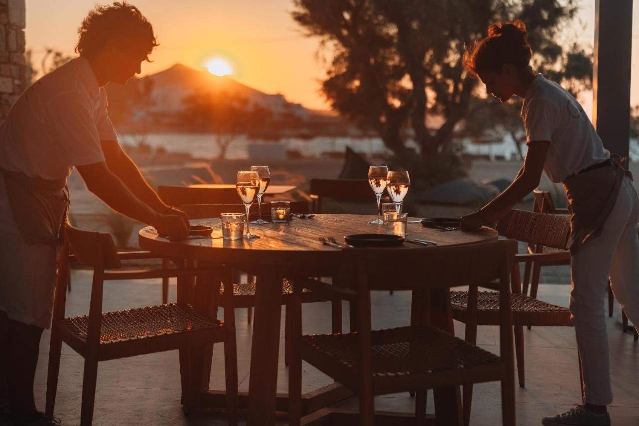 Cove Paros Hotel Náousa Exterior foto